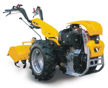 Ci�gnik jednoosiowy XB 50